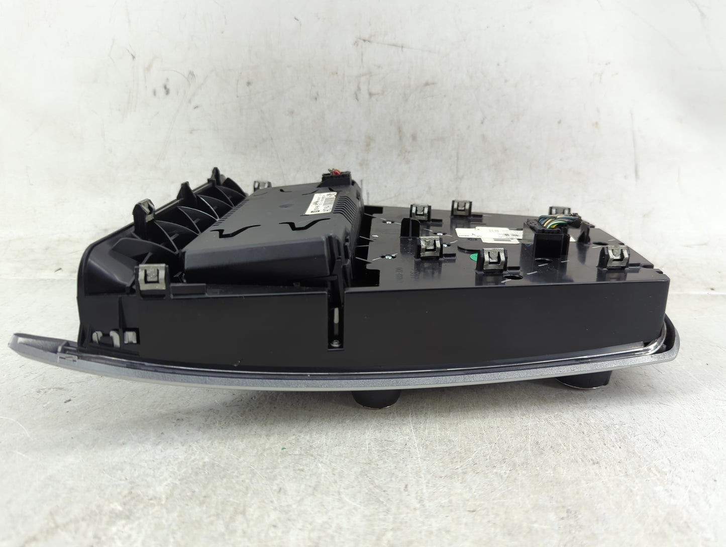2012-2012 Chevrolet Equinox Radio Control Panel - Oemusedautoparts1.com
