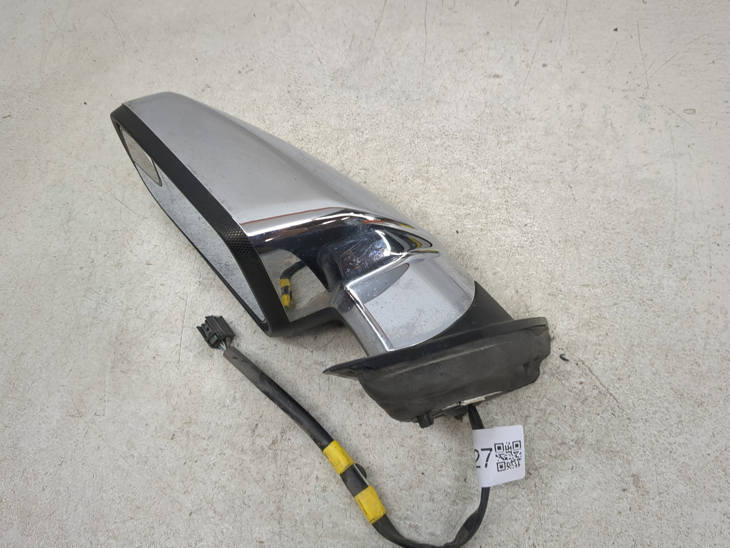 2011-2013 Chevrolet Equinox Driver Side View Mirror - Left Door Mirror OEM Used - Oemusedautoparts1.com