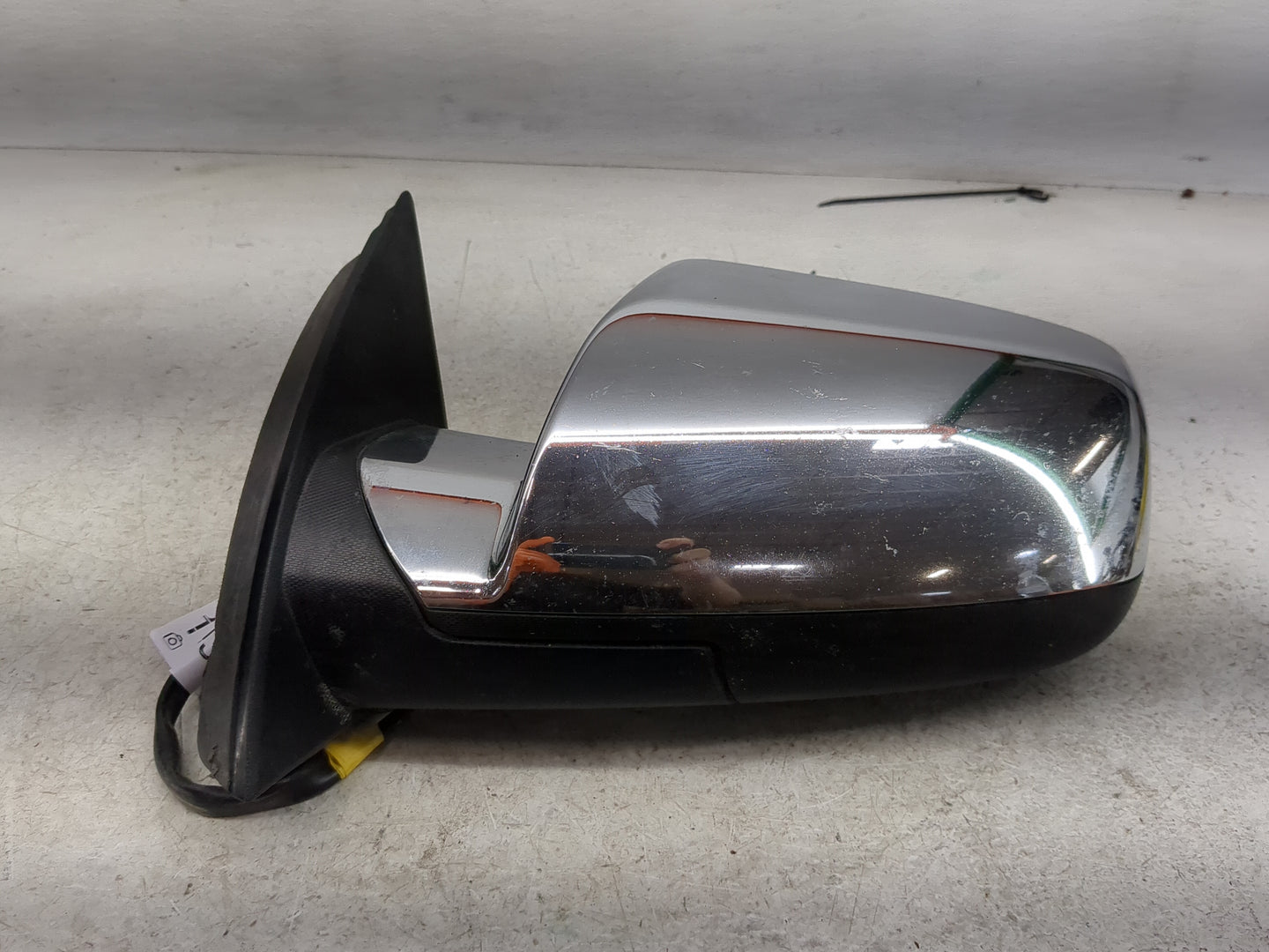 2011-2013 Chevrolet Equinox Driver Side View Mirror - Left Door Mirror OEM Used - Oemusedautoparts1.com