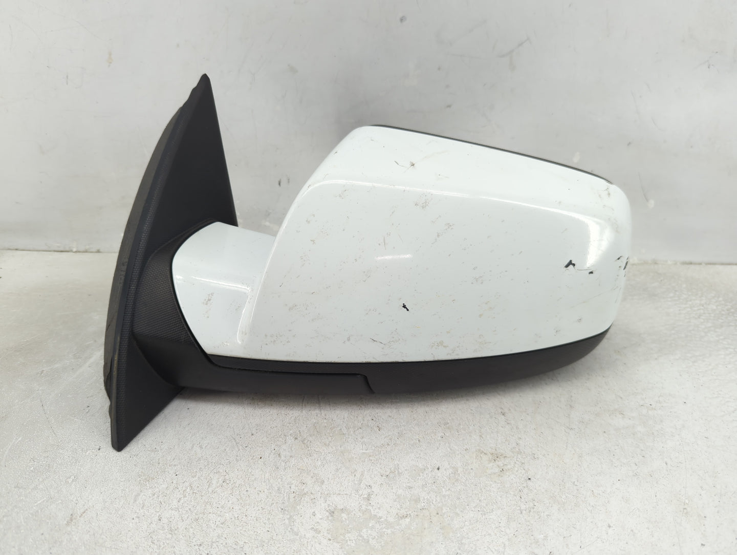 2012 Chevrolet Equinox Driver Side View Mirror - Left Door Mirror OEM Used - Oemusedautoparts1.com