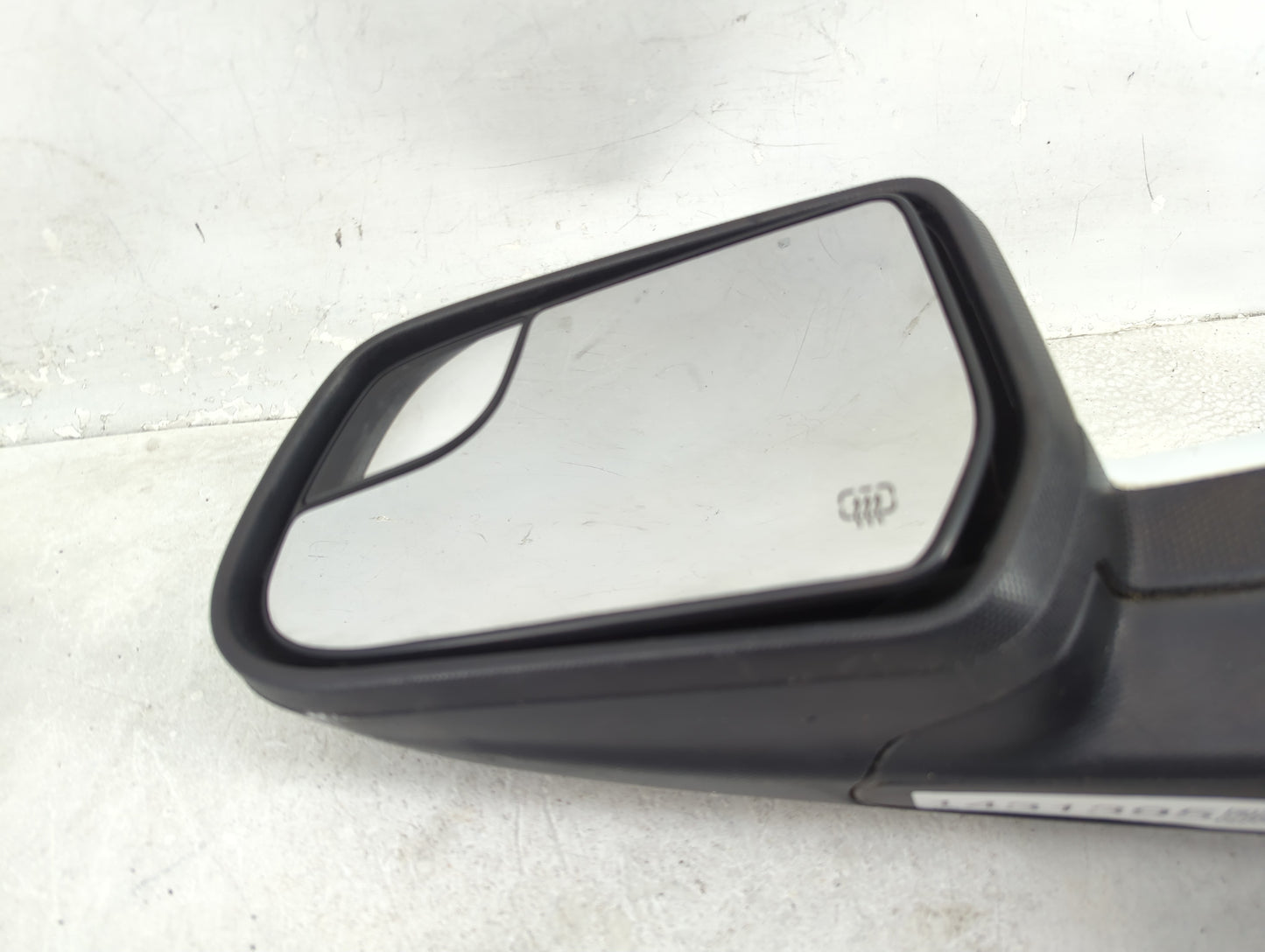 2012 Chevrolet Equinox Driver Side View Mirror - Left Door Mirror OEM Used - Oemusedautoparts1.com