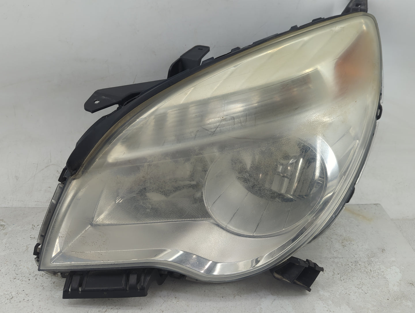 2010 Chevrolet Equinox Passenger Right Oem Head Light Headlight Lamp - Oemusedautoparts1.com