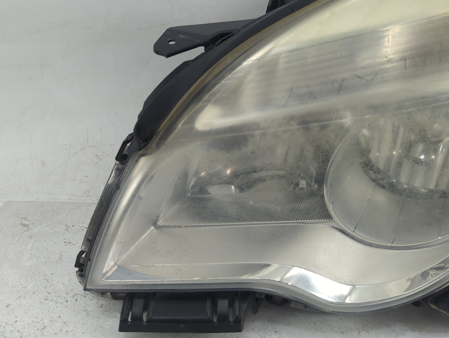 2010 Chevrolet Equinox Passenger Right Oem Head Light Headlight Lamp - Oemusedautoparts1.com