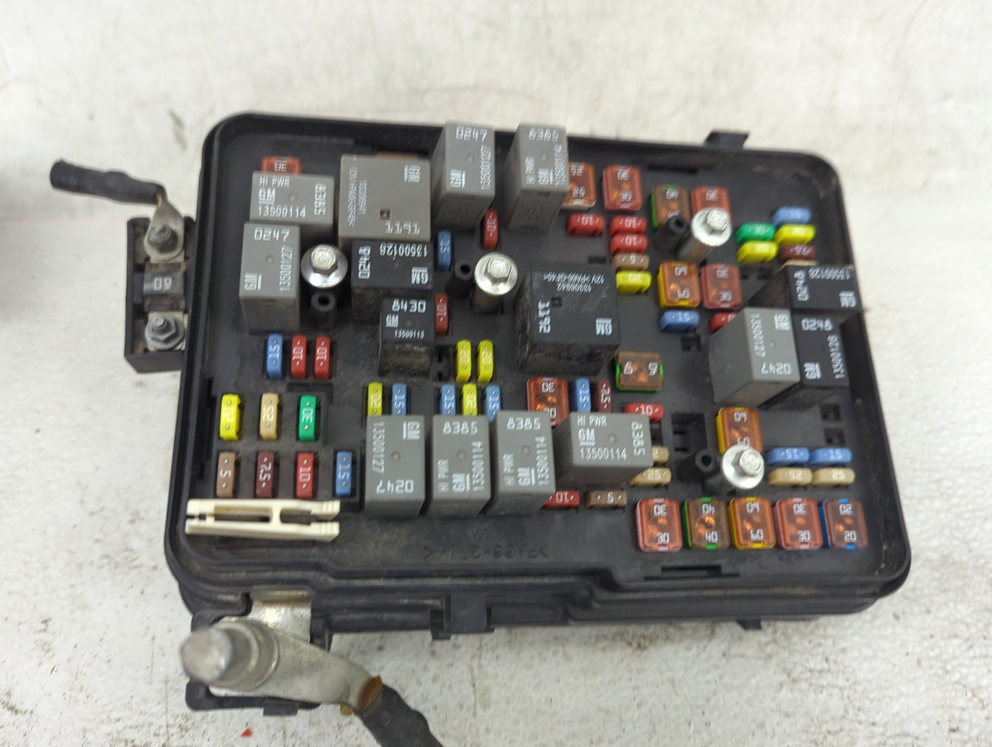 2012 Chevrolet Equinox Fusebox Fuse Box Panel Relay Module P/N:22865684 Fits OEM Used Auto Parts - Oemusedautoparts1.com