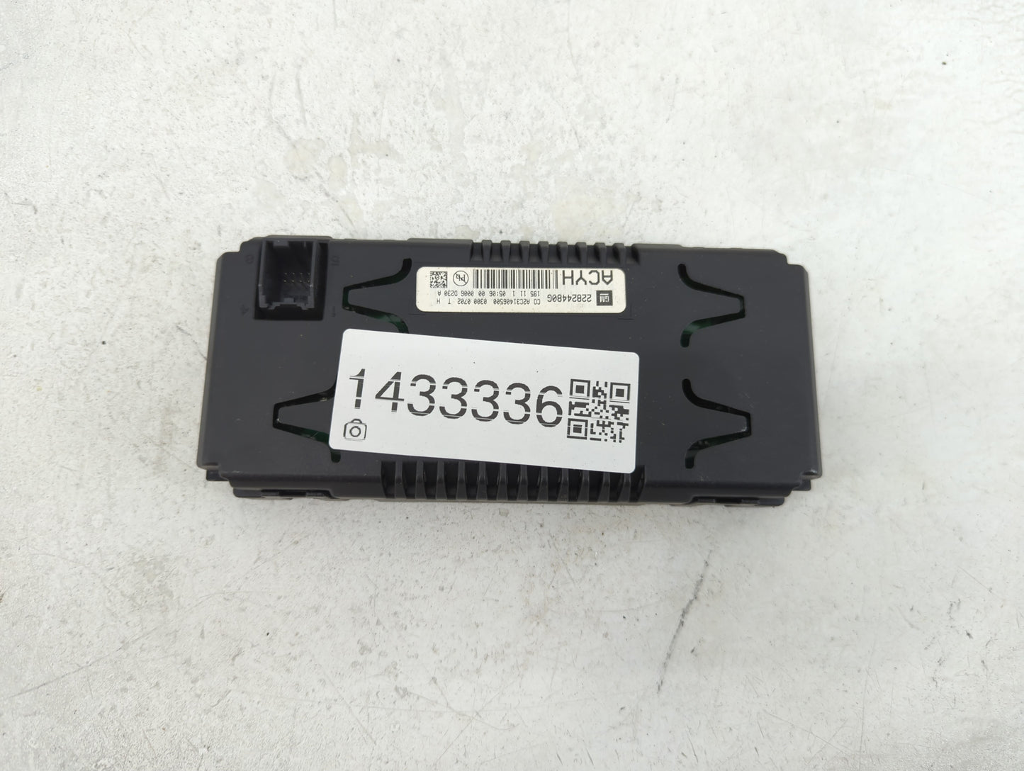 2010-2015 Chevrolet Equinox Information Display Screen - Oemusedautoparts1.com