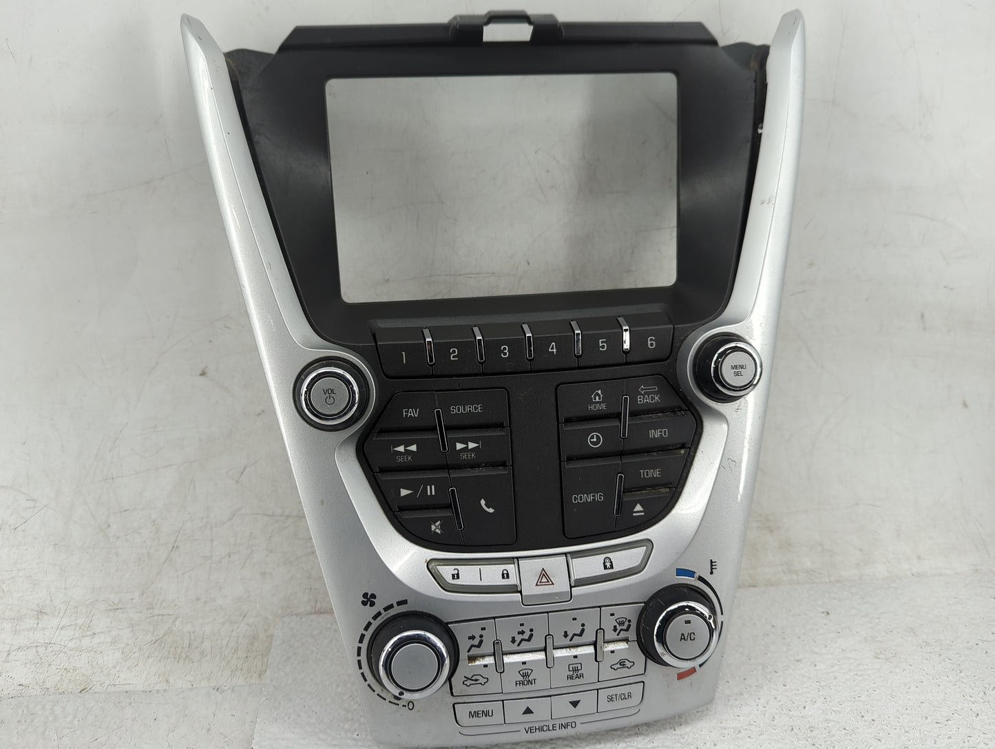 2012 Chevrolet Equinox Radio Control Panel Silver - Oemusedautoparts1.com