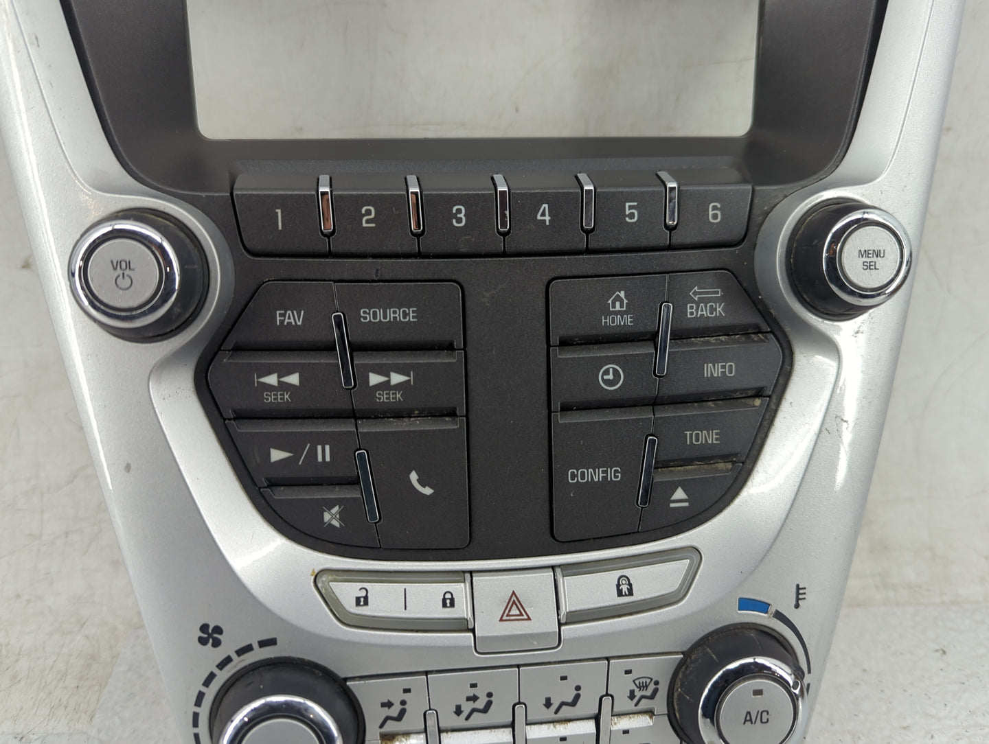 2012 Chevrolet Equinox Radio Control Panel Silver - Oemusedautoparts1.com