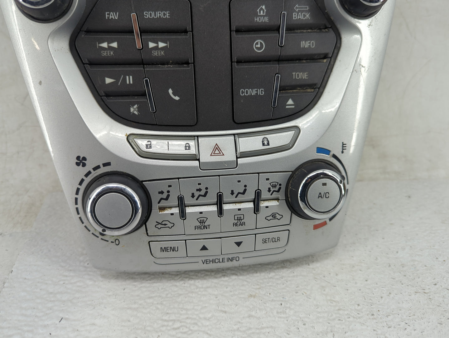 2012 Chevrolet Equinox Radio Control Panel Silver - Oemusedautoparts1.com