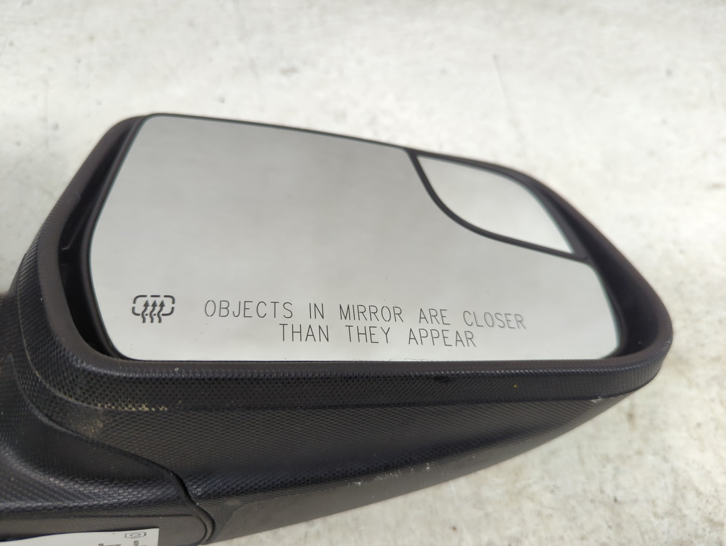 2011-2014 Chevrolet Equinox Passenger Side View Mirror - Right Door Mirror OEM Used - Oemusedautoparts1.com