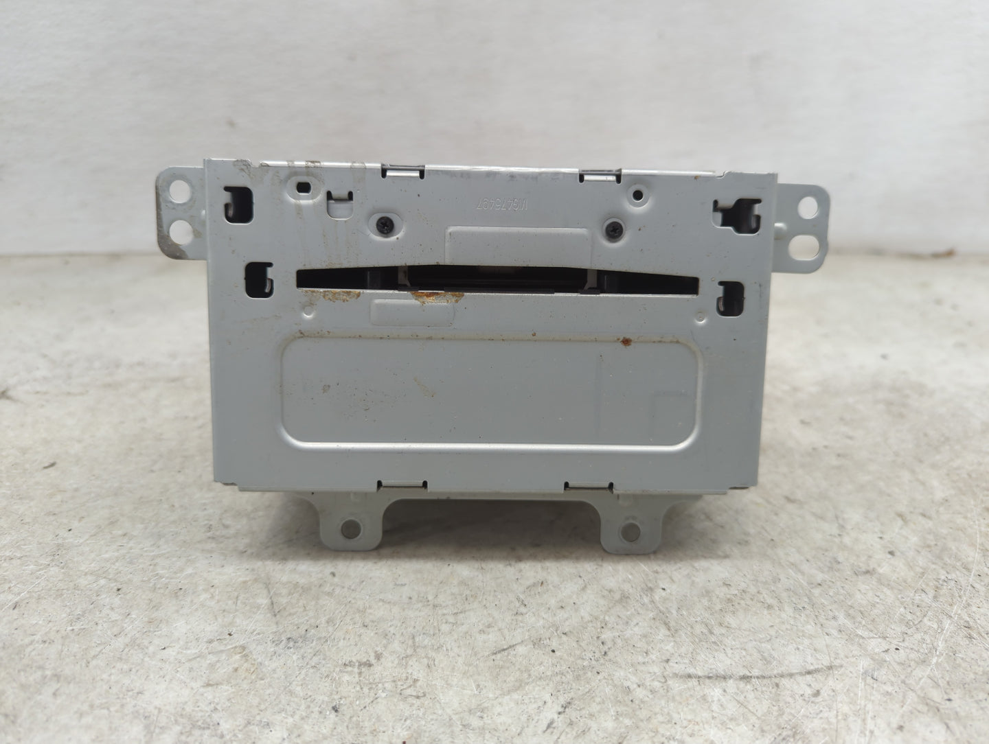 2010-2015 Chevrolet Equinox Radio AM FM Cd Player Receiver Replacement P/N:22869279 CQ-FG01E1GD Fits OEM Used Auto Parts - O