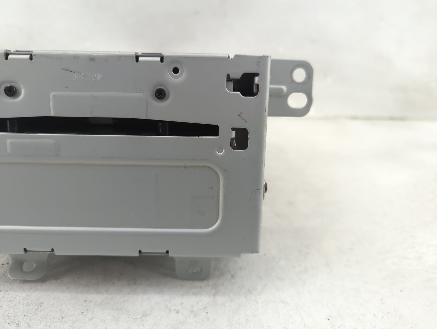 2012 Chevrolet Equinox Radio AM FM Cd Player Receiver Replacement P/N:22842181 CQ-FG01E1GD Fits OEM Used Auto Parts - Oemuse
