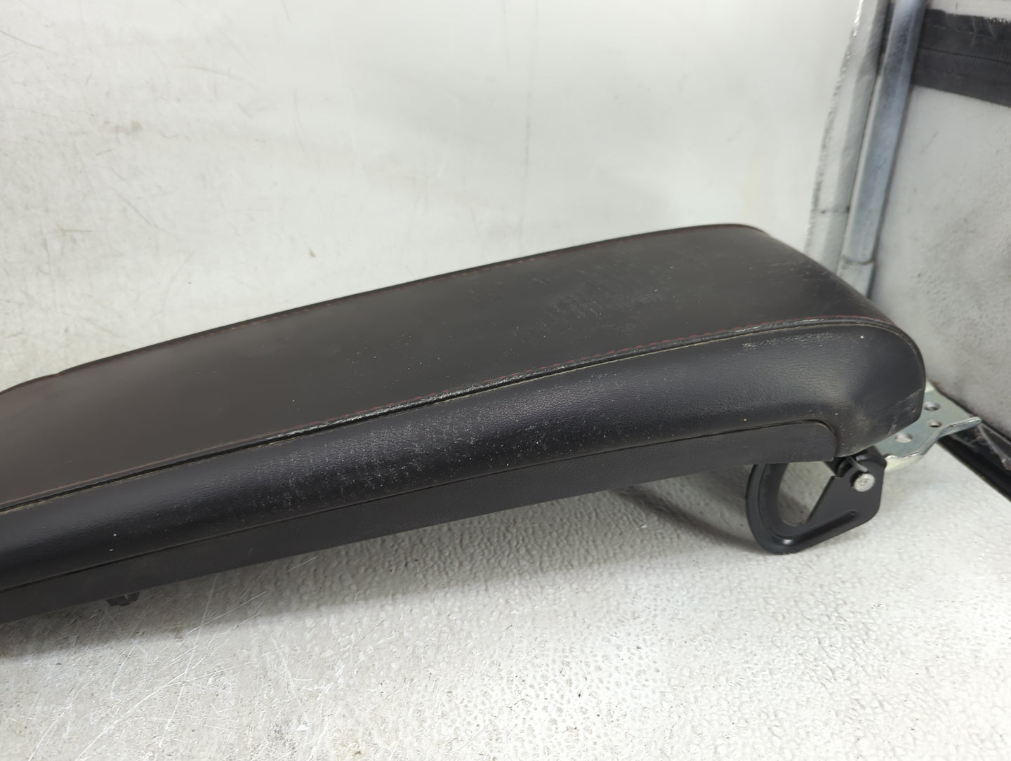 2012 Chevrolet Equinox Center Console Armrest Cover Lid Fits OEM Used Auto Parts - Oemusedautoparts1.com