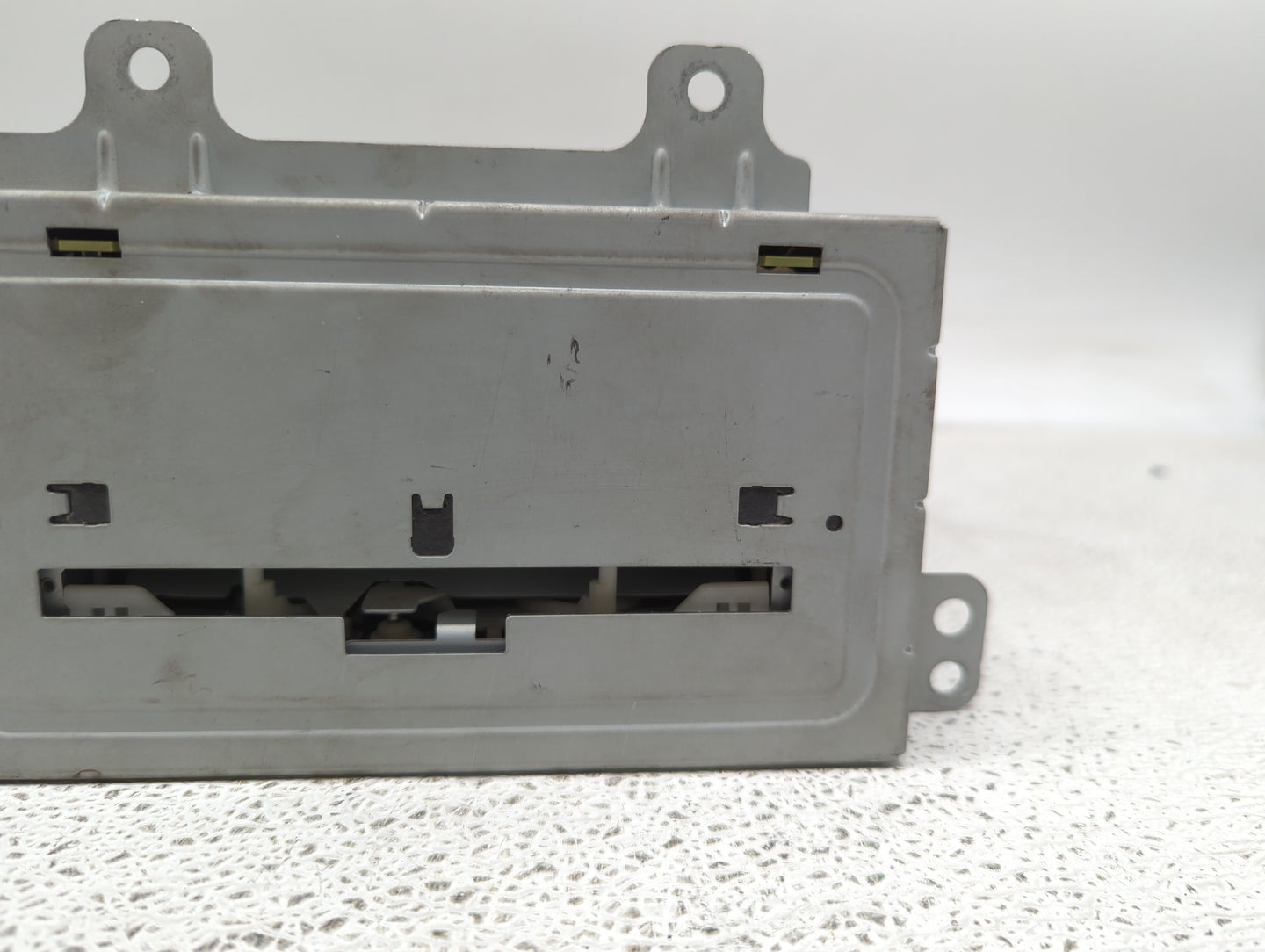 2012 Chevrolet Equinox Radio AM FM Cd Player Receiver Replacement P/N:22879332 19119116, 4531162246 Fits OEM Used Auto Parts