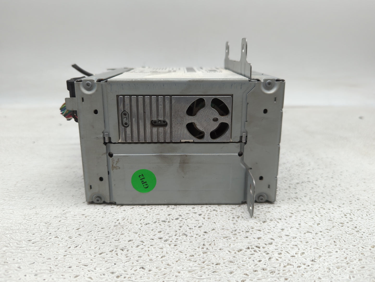 2012 Chevrolet Equinox Radio AM FM Cd Player Receiver Replacement P/N:22879332 19119116, 4531162246 Fits OEM Used Auto Parts