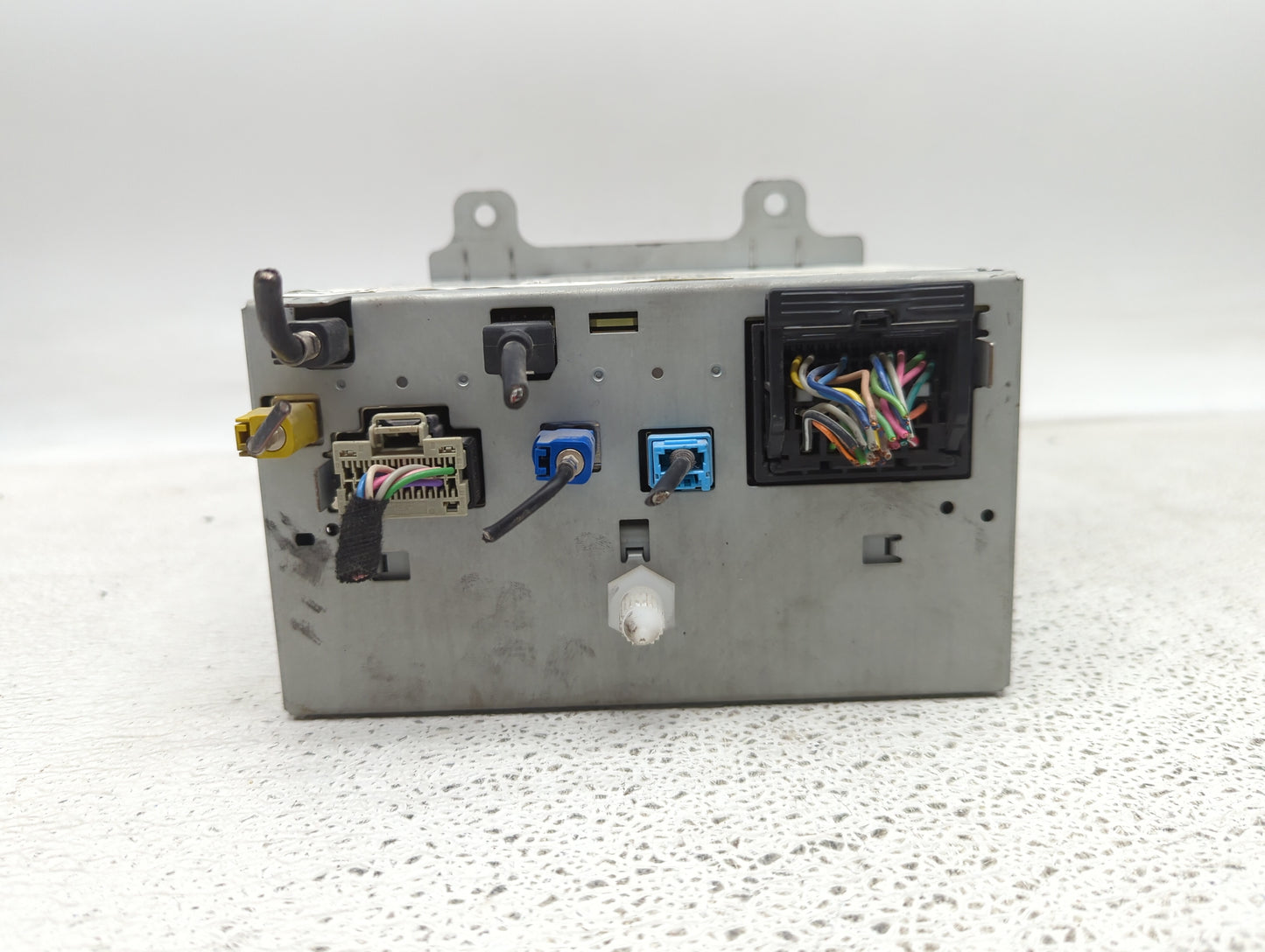 2012 Chevrolet Equinox Radio AM FM Cd Player Receiver Replacement P/N:22879332 19119116, 4531162246 Fits OEM Used Auto Parts