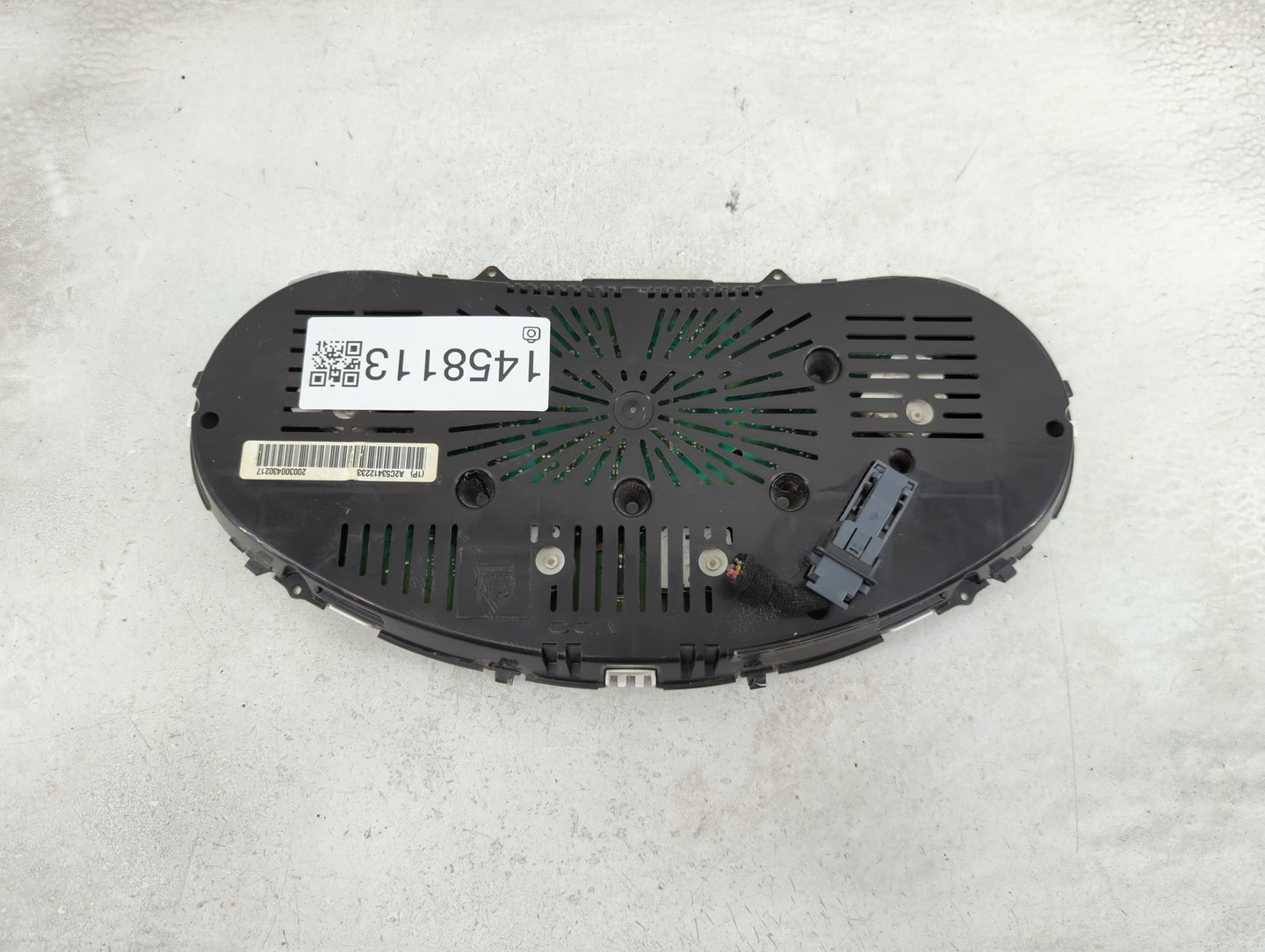 2012 Chevrolet Equinox Instrument Cluster Speedometer Gauges P/N:A2C53412233 A2C53290027, A2C53334771, A2C53334773 Miles: Fi