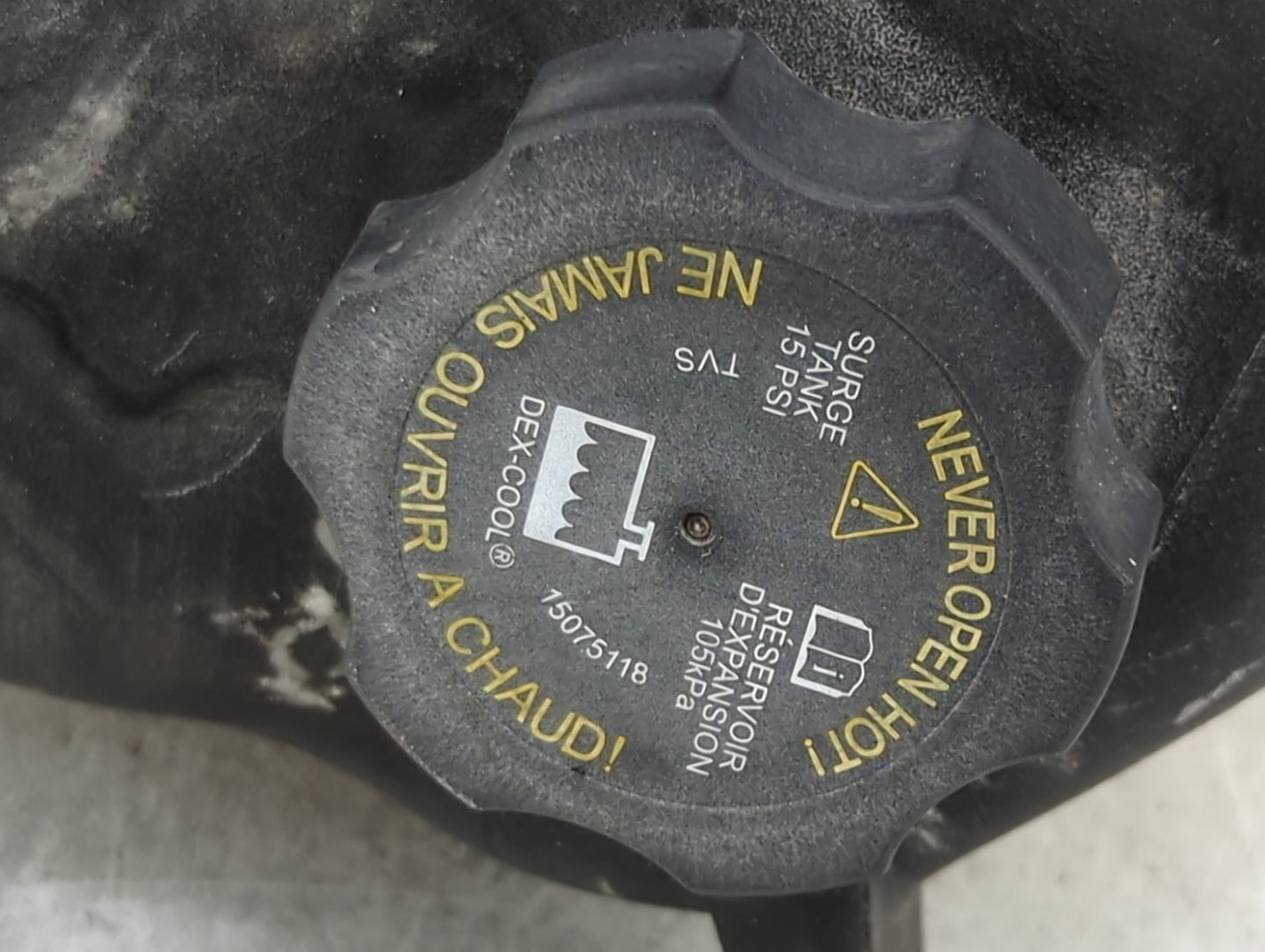 2010 Chevrolet Equinox Radiator Coolant Overflow Expansion Tank Bottle 1459937 - Oemusedautoparts1.com