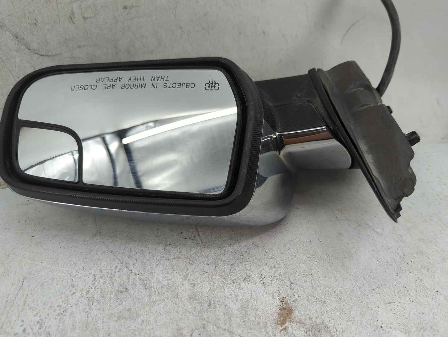 2011-2013 Chevrolet Equinox Passenger Side View Mirror - Right Door Mirror OEM Used - Oemusedautoparts1.com