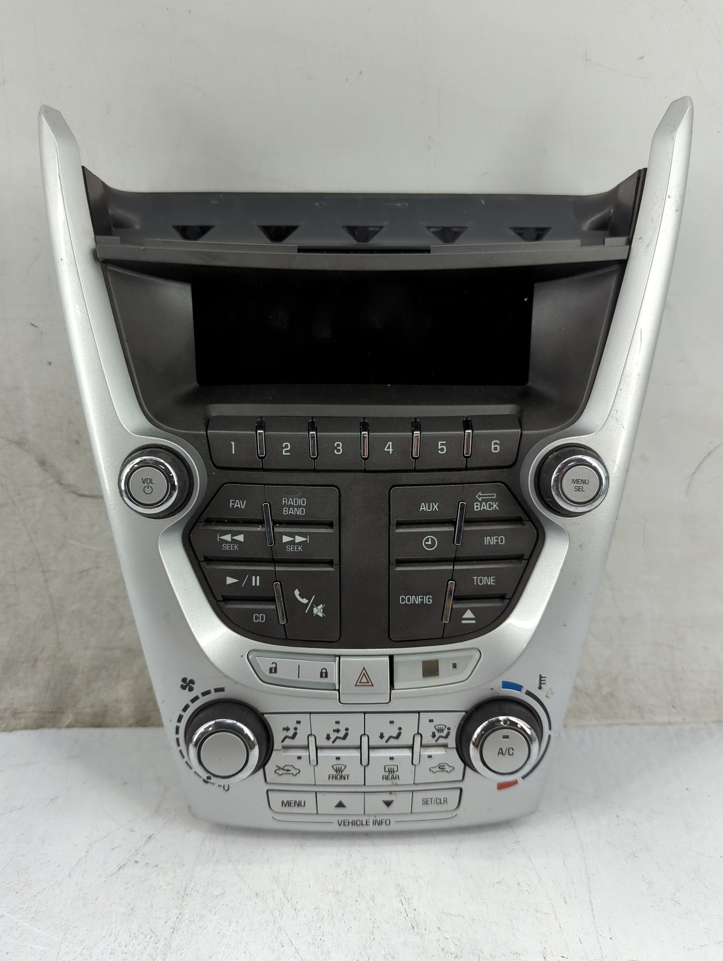 2012-2015 Chevrolet Equinox Radio Control Panel 1464107 - Oemusedautoparts1.com
