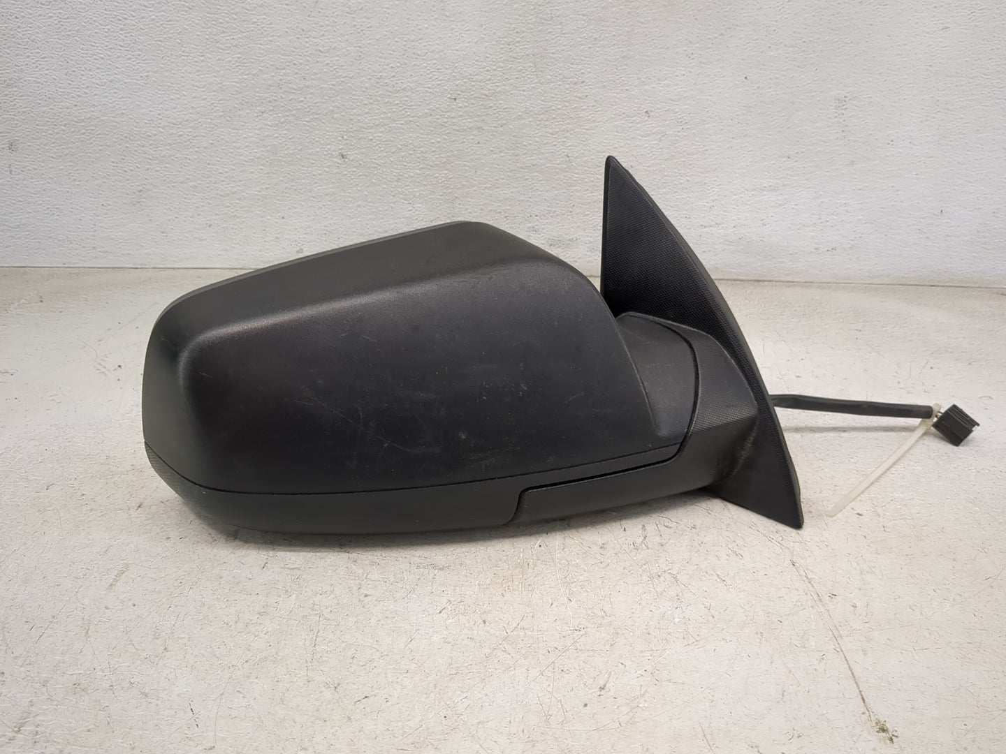 2012-2014 Chevrolet Equinox Passenger Side View Mirror - Right Door Mirror OEM Used - Oemusedautoparts1.com