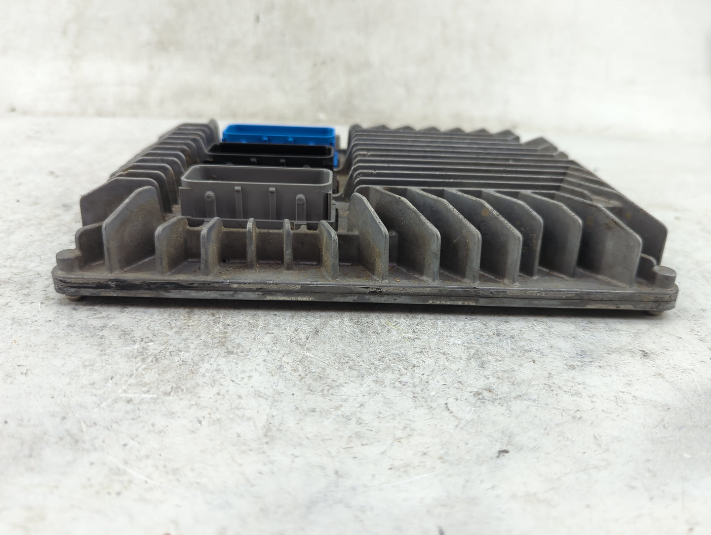 2012 Chevrolet Equinox PCM Engine Control Computer ECU ECM PCU OEM P/N:12643248 12648906 Fits Fits 2013 2014 2015 2016 OEM U