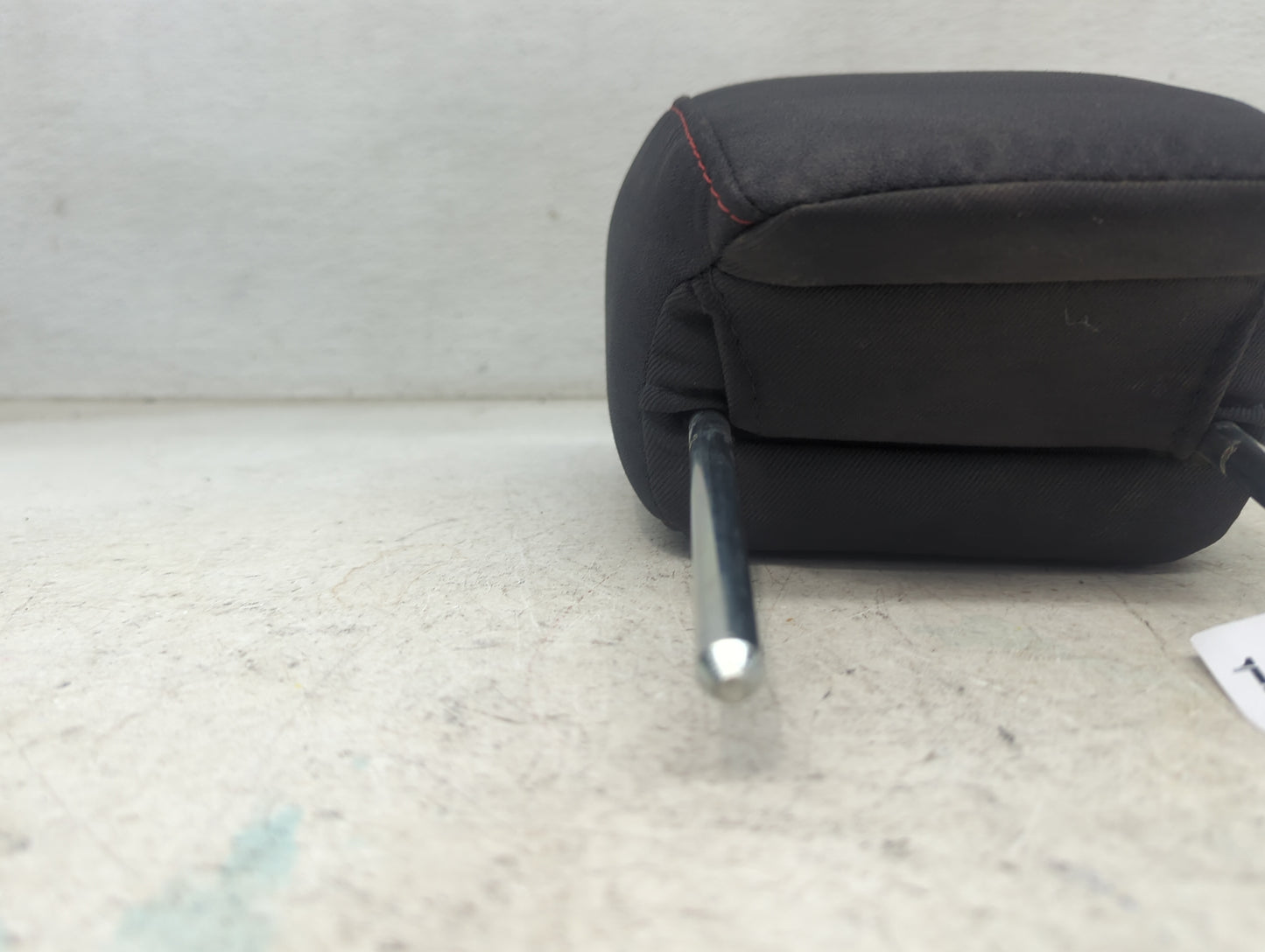 2012 Chevrolet Equinox Headrest Head Rest Rear Seat Fits OEM Used Auto Parts - Oemusedautoparts1.com