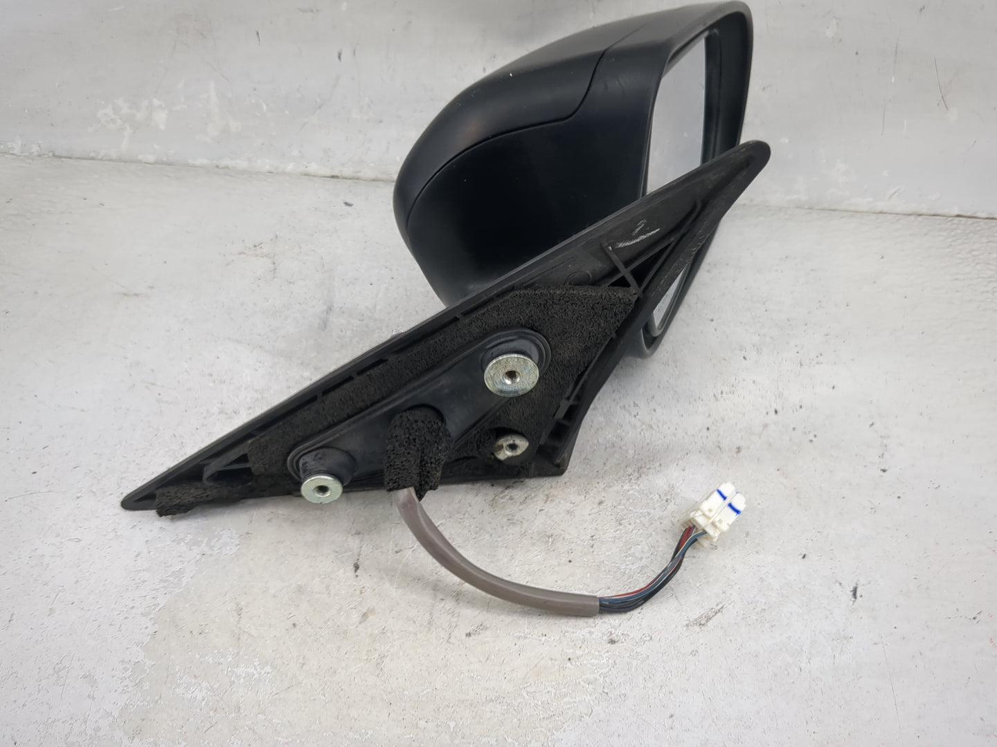 2012-2014 Chevrolet Equinox Driver Side View Mirror - Left Door Mirror OEM Used - Oemusedautoparts1.com