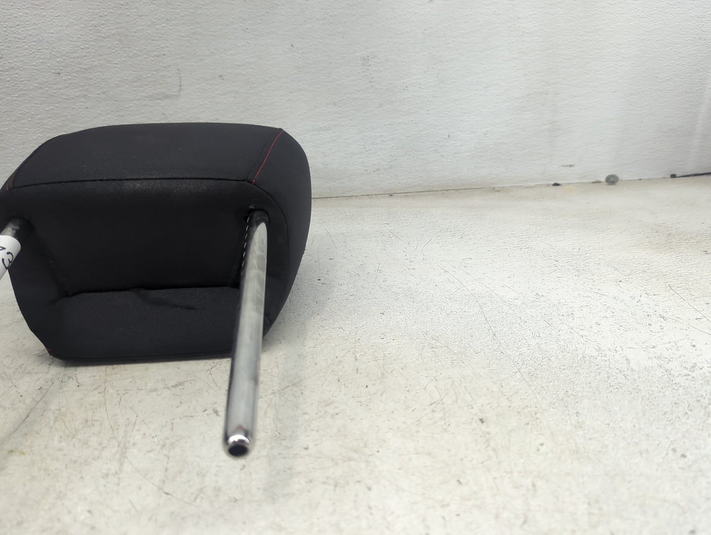 2012 Chevrolet Equinox Headrest Head Rest Front Driver Passenger Seat Fits OEM Used Auto Parts - Oemusedautoparts1.com