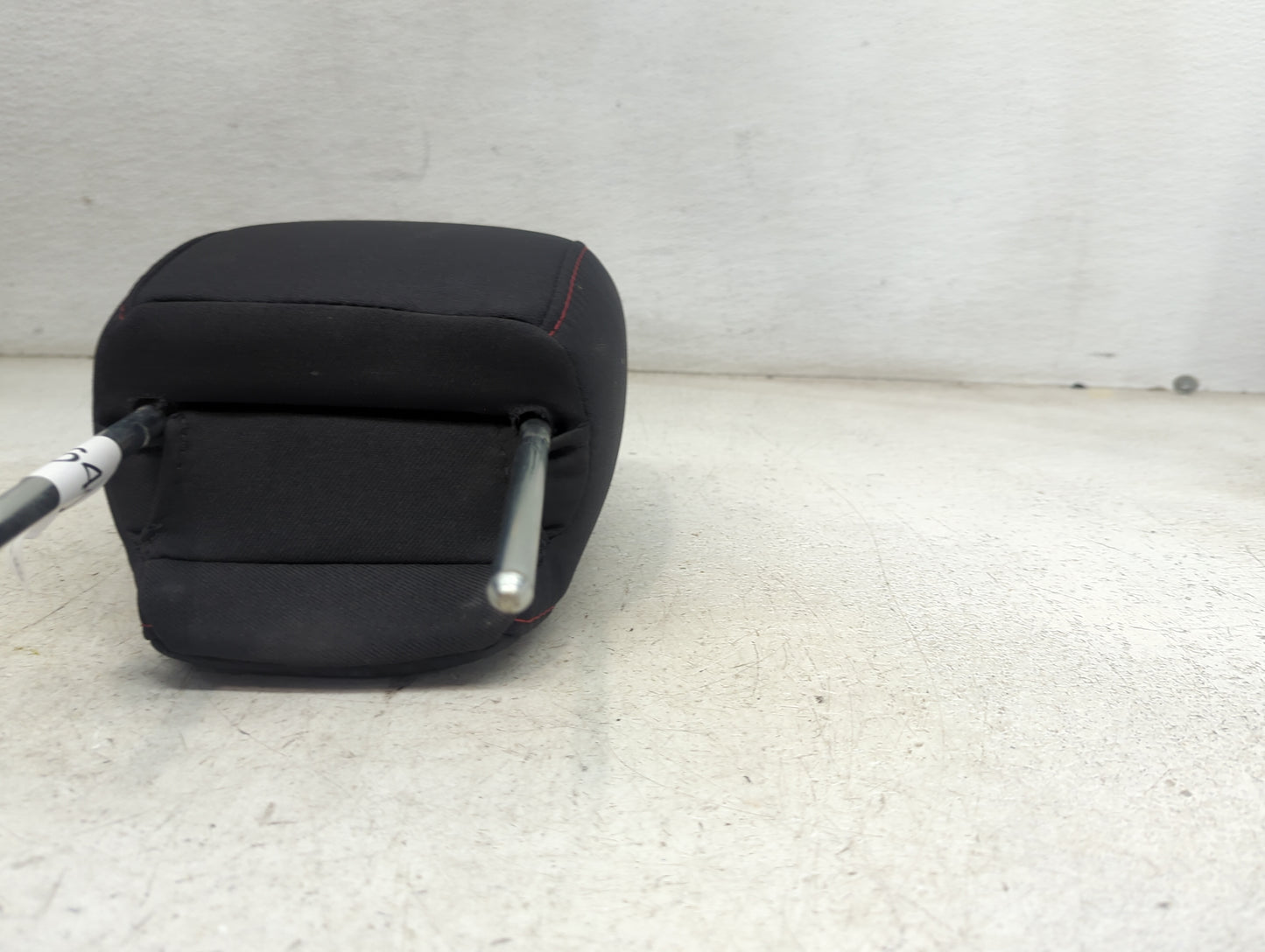 2012 Chevrolet Equinox Headrest Head Rest Rear Seat Fits OEM Used Auto Parts - Oemusedautoparts1.com