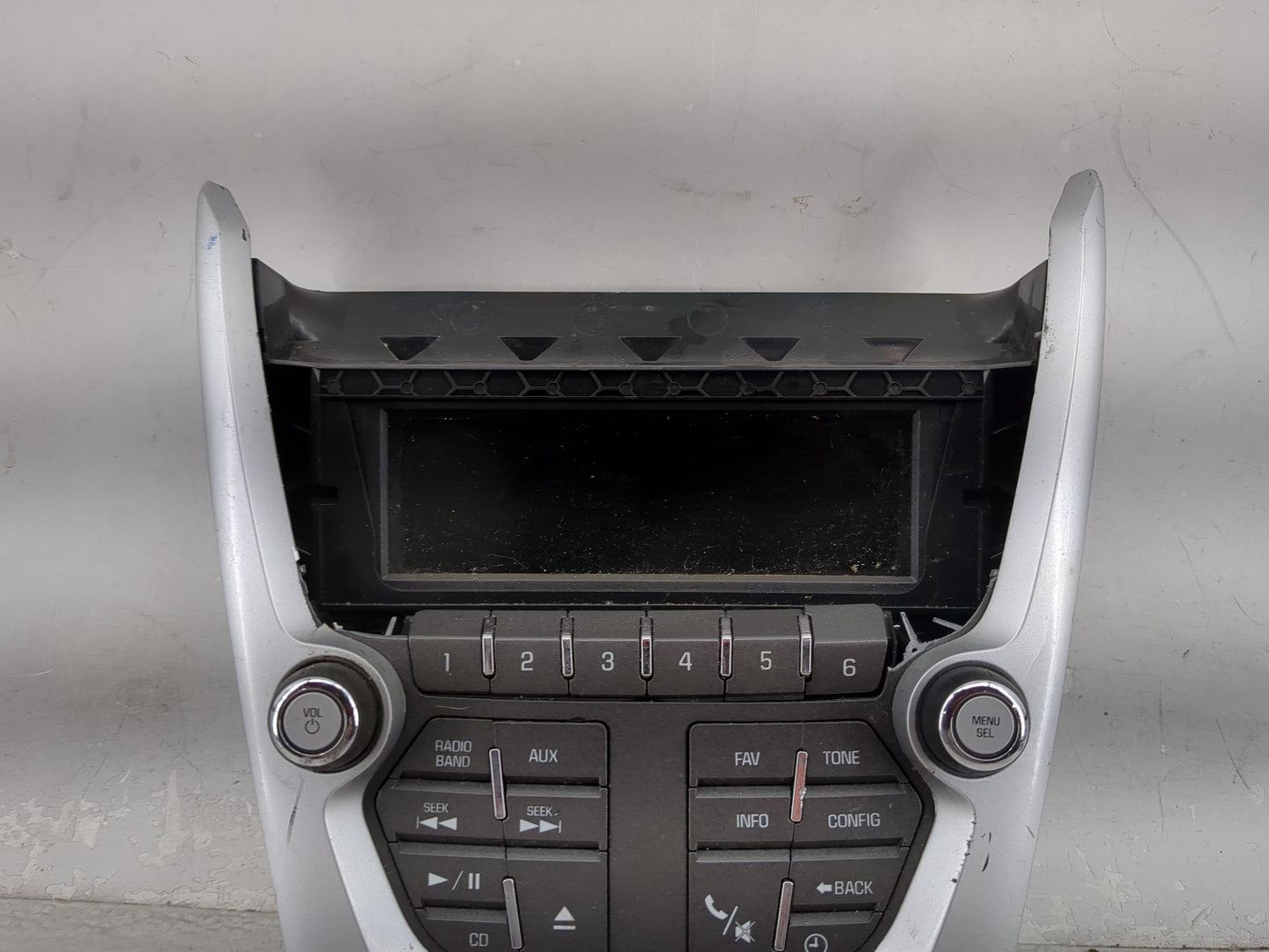 2012-2015 Chevrolet Equinox Radio Control Panel 1474621 - Oemusedautoparts1.com