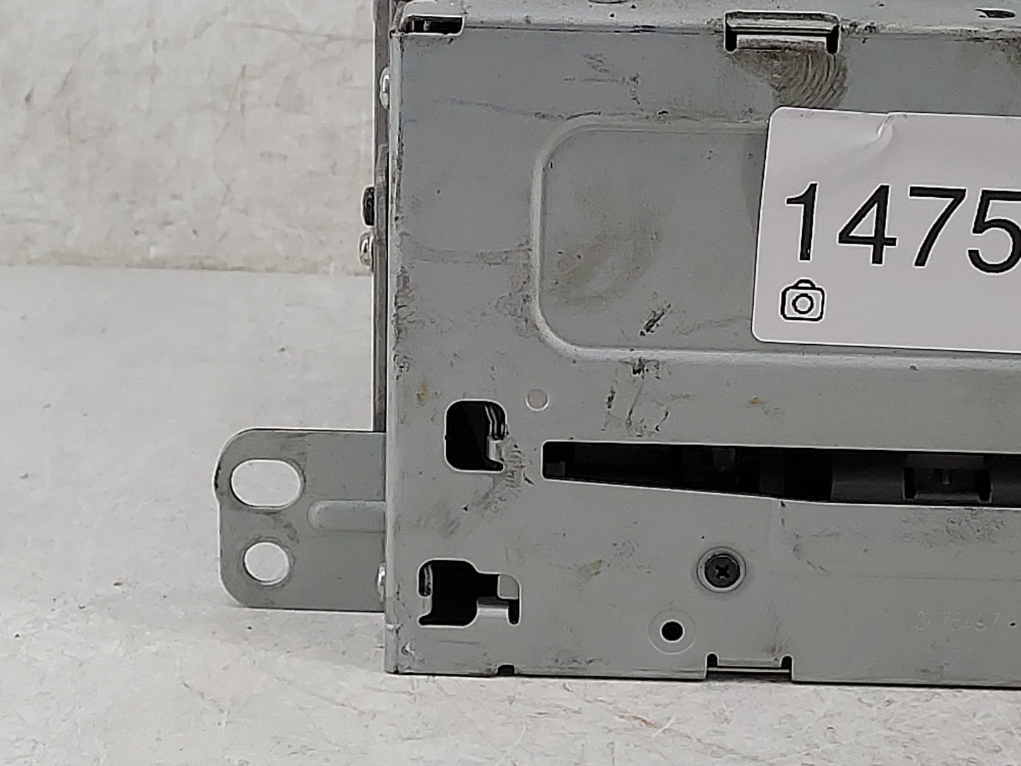 2012 Chevrolet Equinox Radio AM FM Cd Player Receiver Replacement P/N:22815634 CQ-FG21E0GDA Fits OEM Used Auto Parts - Oemus