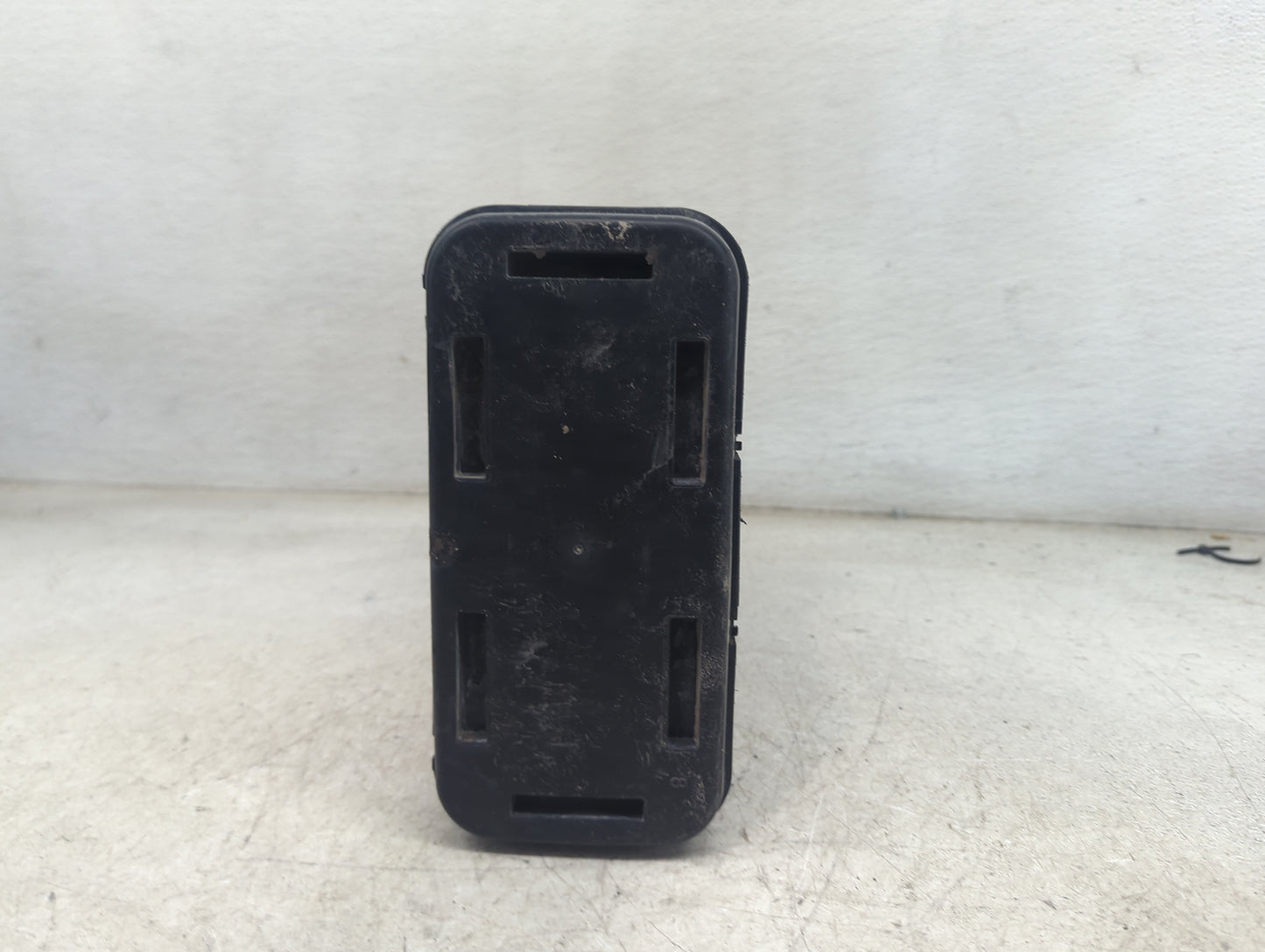 2012 Chevrolet Equinox Fuel Vapor Charcoal Canister 1479442 - Oemusedautoparts1.com