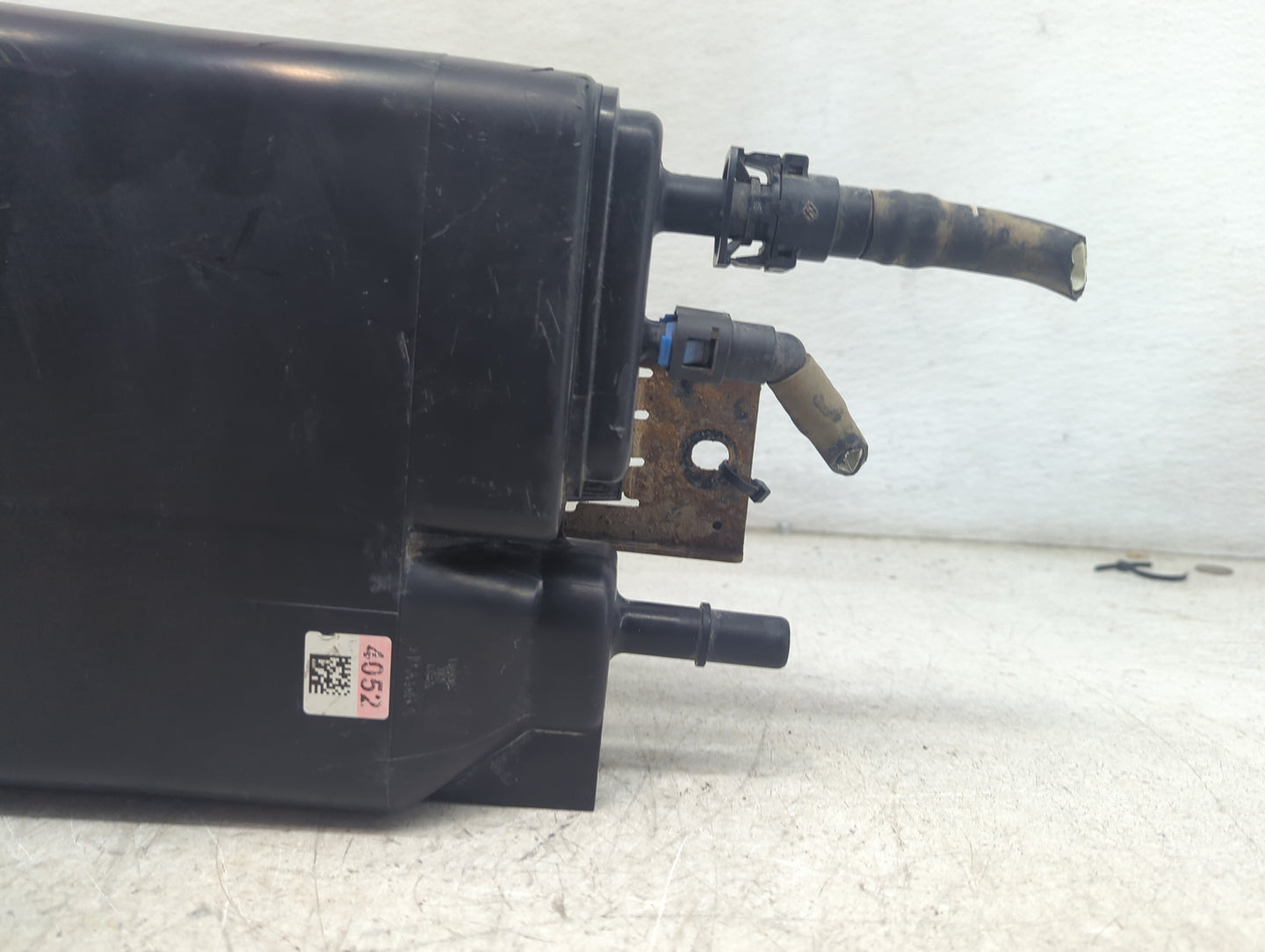 2012 Chevrolet Equinox Fuel Vapor Charcoal Canister 1479442 - Oemusedautoparts1.com