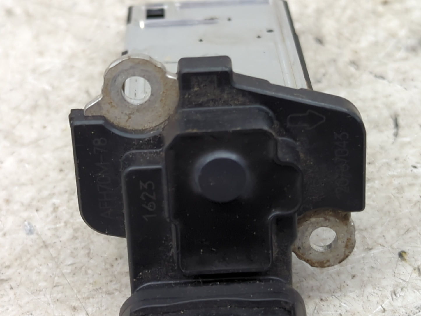 2012-2017 Chevrolet Equinox Mass Air Flow Meter Maf 1489886 - Oemusedautoparts1.com