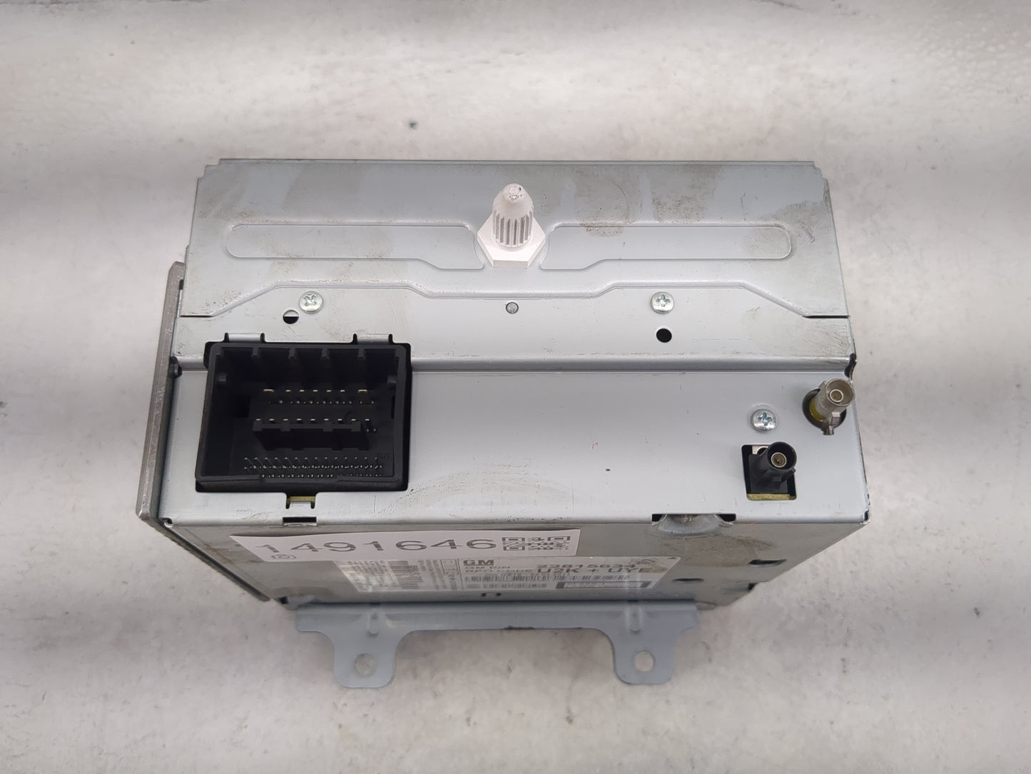 2012 Chevrolet Equinox Radio AM FM Cd Player Receiver Replacement P/N:22815634 CQ-FG21E0GDA Fits OEM Used Auto Parts - Oemus