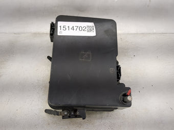 compare product 2012 Chevrolet Equinox Fusebox Fuse Box Panel Relay Module P/N:22879334 Fits OEM Used Auto Parts
