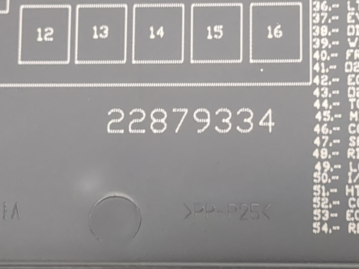 2012 Chevrolet Equinox Fusebox Fuse Box Panel Relay Module P/N:22879334 Fits OEM Used Auto Parts - Oemusedautoparts1.com
