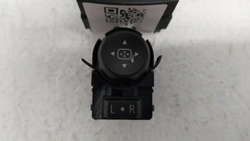 2010-2017 Chevrolet Equinox Master Power Window Switch Replacement Driver Side Left P/N:25946838 20917599 Fits OEM Used Auto Parts