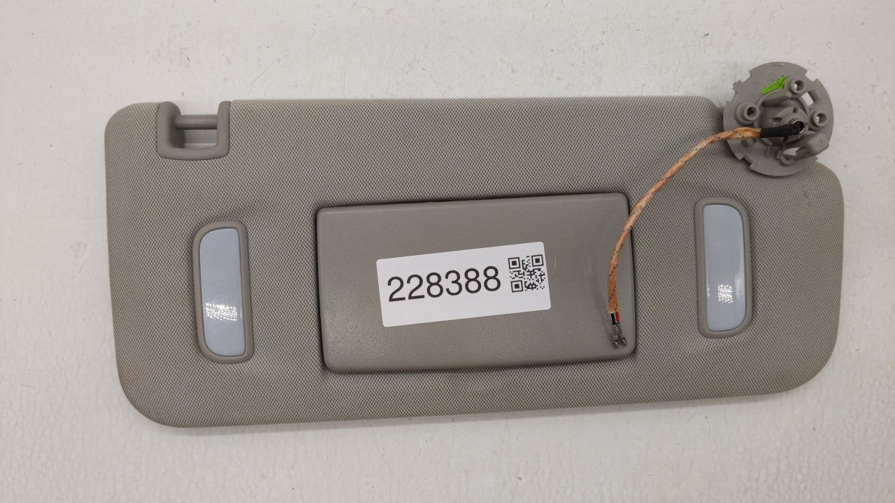 2010-2017 Chevrolet Equinox Sun Visor Shade Replacement Passenger Right Mirror Fits Fits 2010 2011 2012 2013 2014 2015 2016 