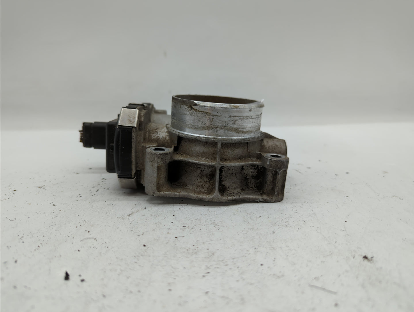 2012-2015 Chevrolet Equinox Throttle Body P/N:12632101CA Fits Fits 2012 2013 2014 2015 OEM Used Auto Parts - Oemusedautopart