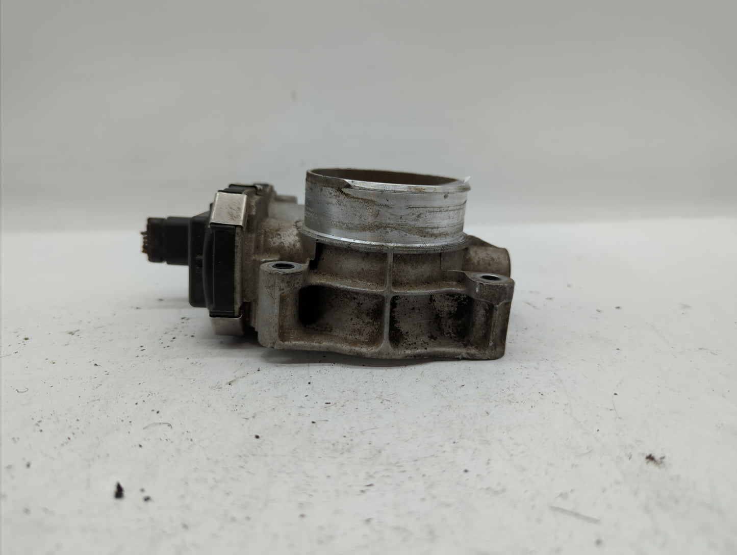 2012-2015 Chevrolet Equinox Throttle Body P/N:12632101CA Fits Fits 2012 2013 2014 2015 OEM Used Auto Parts - Oemusedautopart
