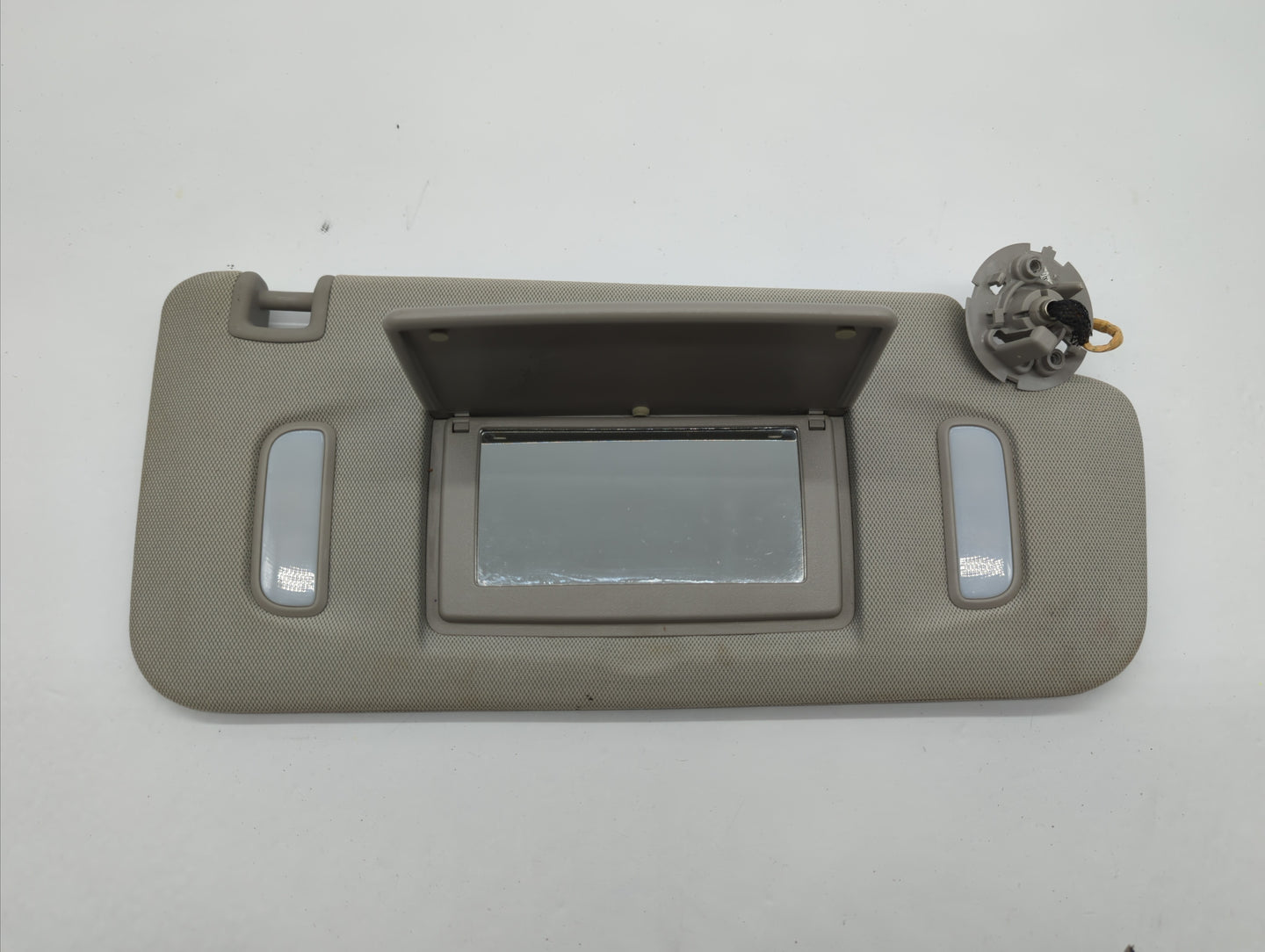 2010-2017 Chevrolet Equinox Sun Visor Shade Replacement Passenger Right Mirror Fits Fits 2010 2011 2012 2013 2014 2015 2016 