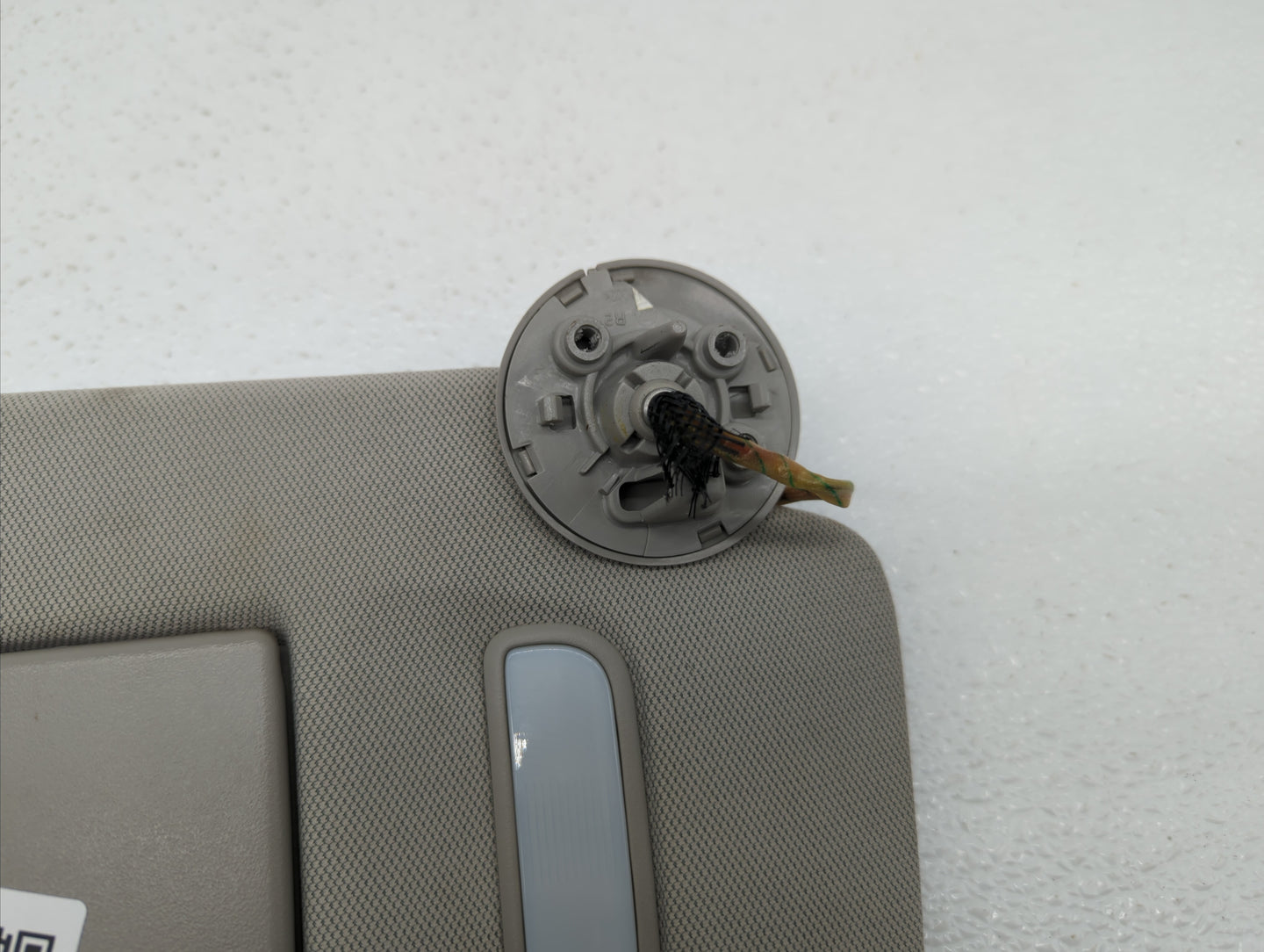 2010-2017 Chevrolet Equinox Sun Visor Shade Replacement Passenger Right Mirror Fits Fits 2010 2011 2012 2013 2014 2015 2016 