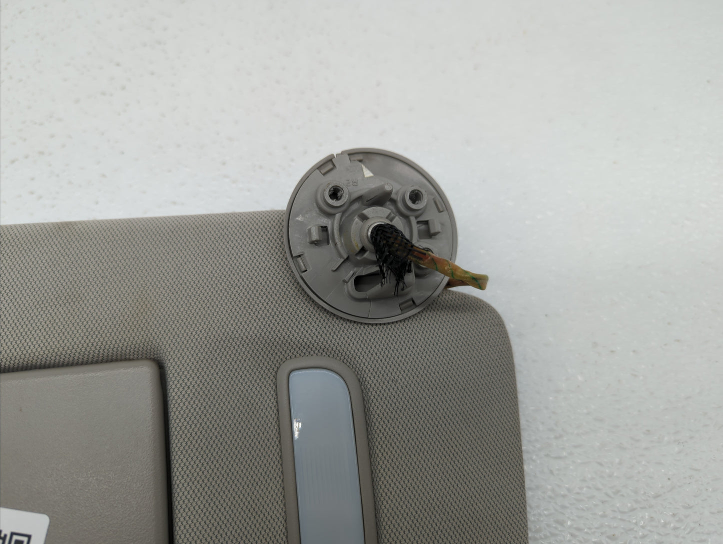 2010-2017 Chevrolet Equinox Sun Visor Shade Replacement Passenger Right Mirror Fits Fits 2010 2011 2012 2013 2014 2015 2016 