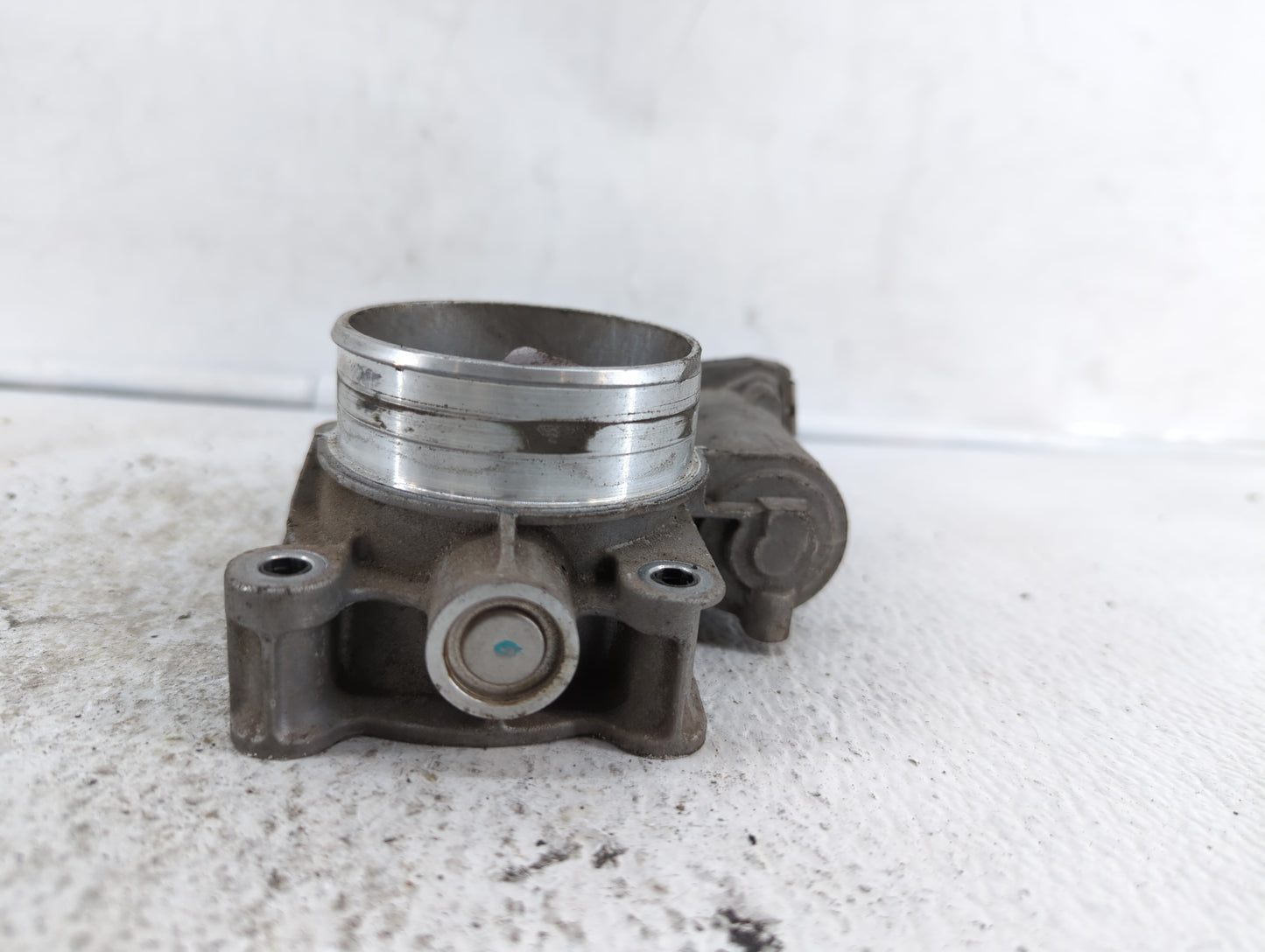 2012-2015 Chevrolet Equinox Throttle Body P/N:12627217DA 12632101CA Fits Fits 2012 2013 2014 2015 OEM Used Auto Parts - Oemu
