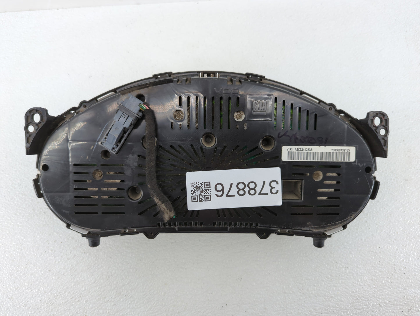 2012 Chevrolet Equinox Instrument Cluster Speedometer Gauges P/N:23348997 190828, 20907580 Fits OEM Used Auto Parts - Oemuse