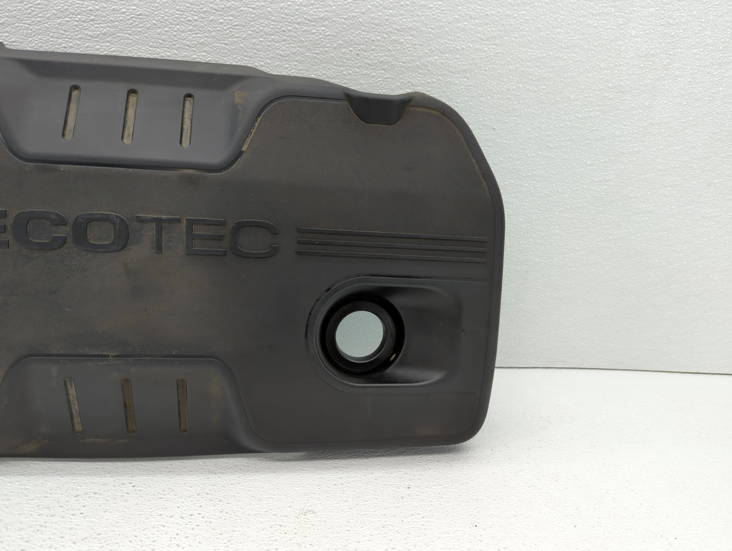 2012 Chevrolet Equinox Engine Cover Black - Oemusedautoparts1.com