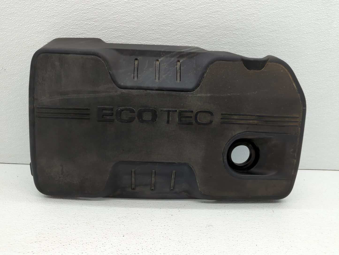 2012 Chevrolet Equinox Engine Cover - Oemusedautoparts1.com