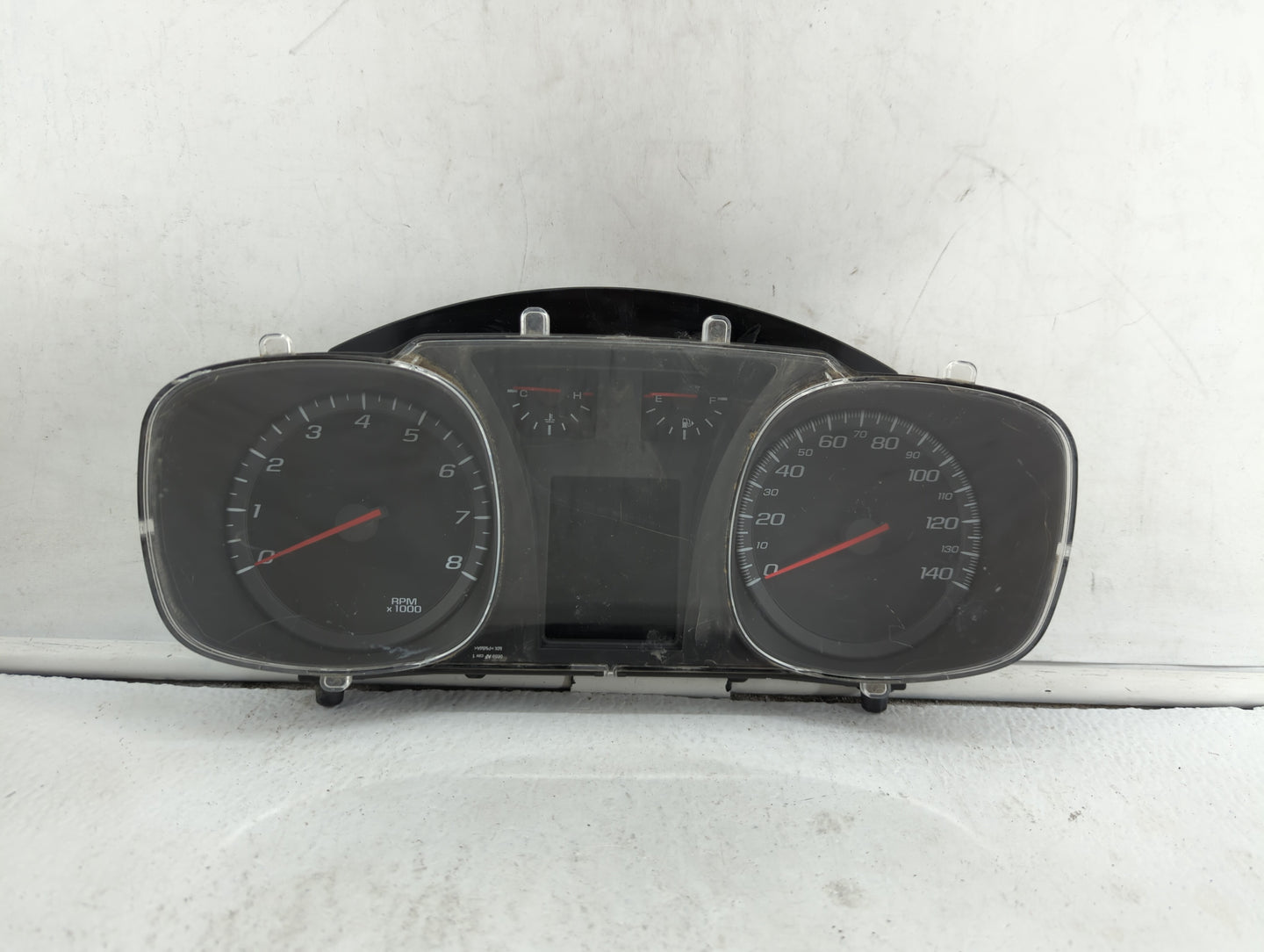 2012 Chevrolet Equinox Instrument Cluster Speedometer Gauges P/N:23348997 190828, 20907580 Fits OEM Used Auto Parts - Oemuse