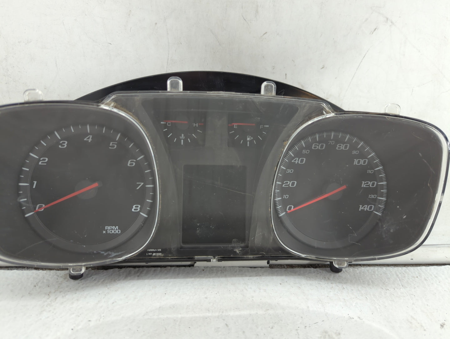 2012 Chevrolet Equinox Instrument Cluster Speedometer Gauges P/N:23348997 190828, 20907580 Fits OEM Used Auto Parts - Oemuse